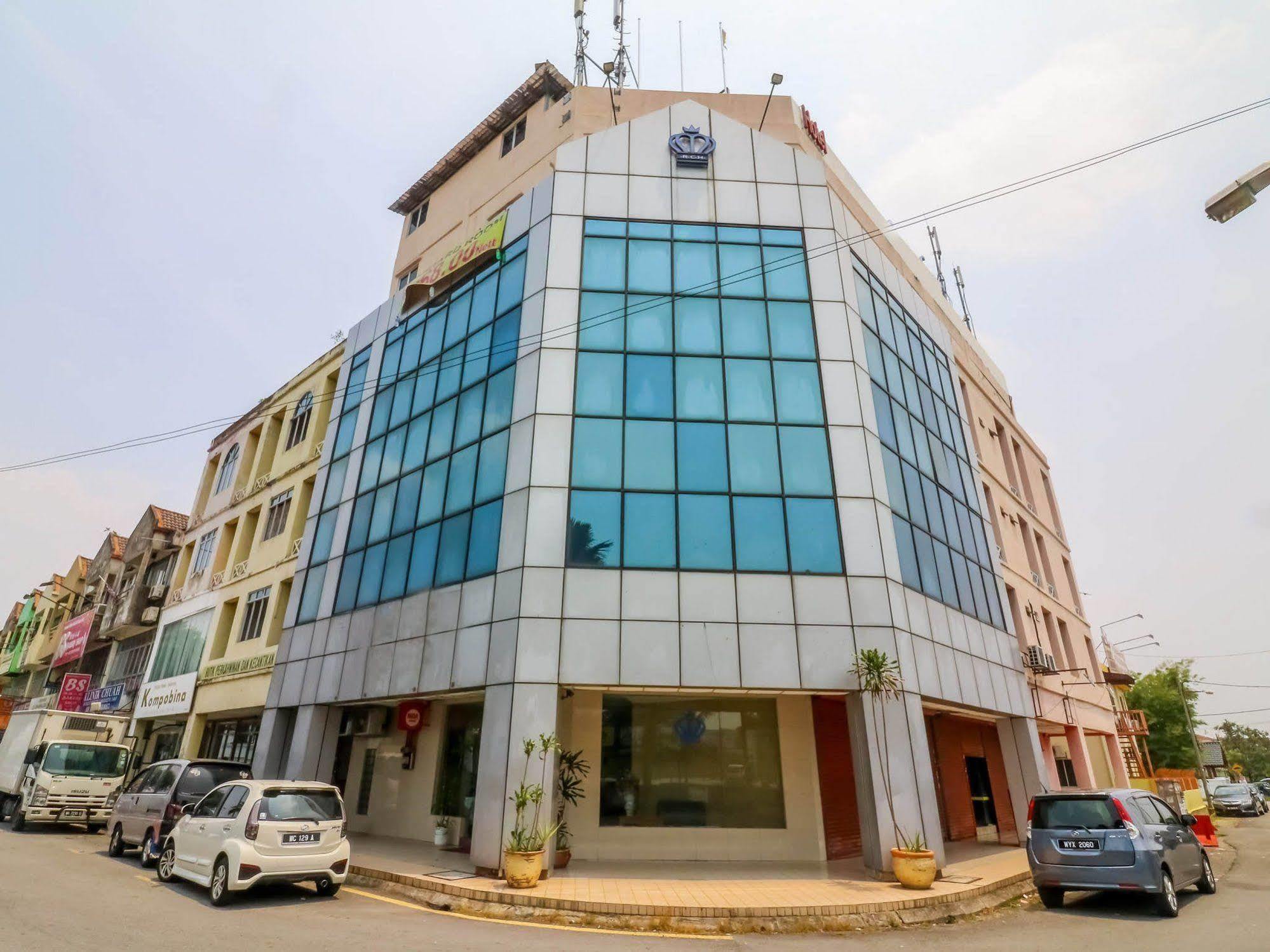 Oyo 447 Comfort Hotel Meru Klang Exterior photo